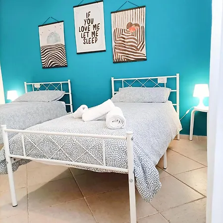 Ingresso E Cortile Privato 里米尼