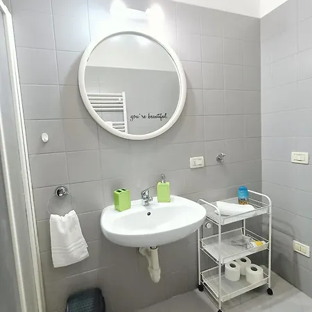 Ingresso E Cortile Privato Apartment Rimini